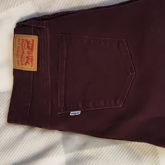 Women's Levi's 710 Hi-Rise Skinny Jeans, Great Condition - Picture 3 of 4